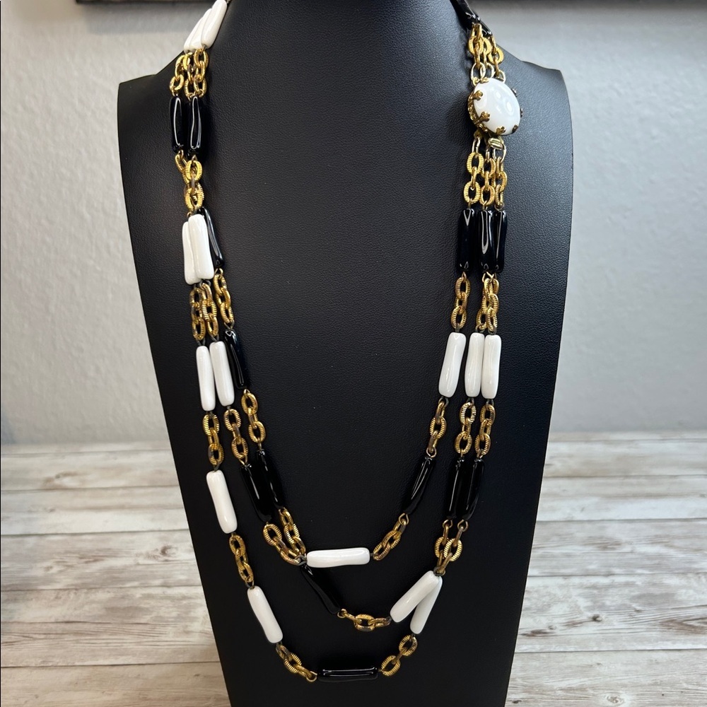 Vintage West Germany Milk Glass, Black Glass & Gold Chain Necklace